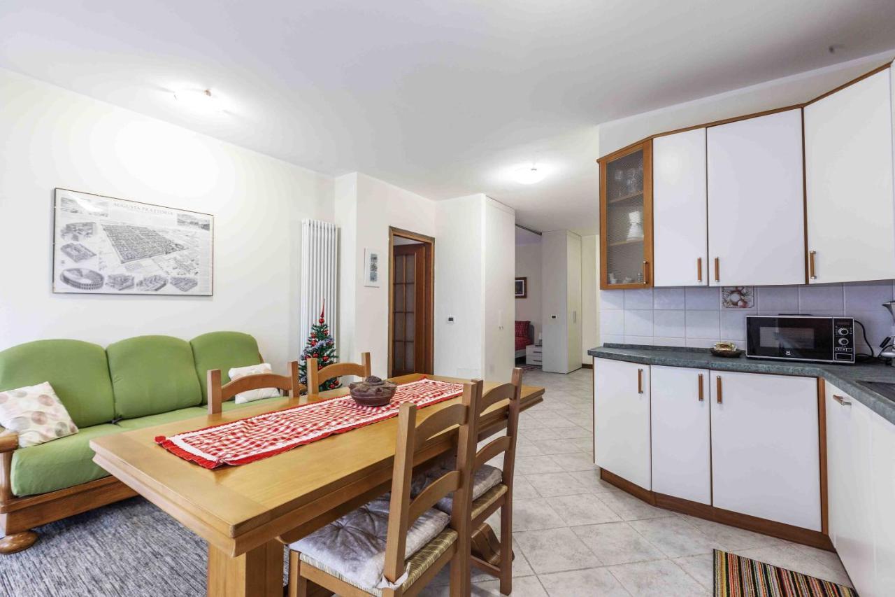 Casa Alpina - Appartamento Aosta Exteriör bild
